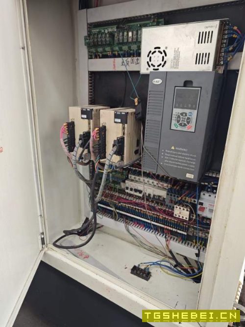 批发:2016年广东英联达460数控车床，电动刀塔，6寸卡.