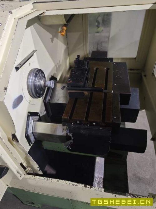 精品小数控车床给钱就卖