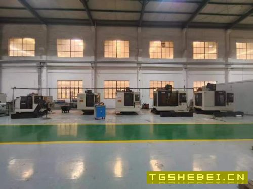 刚刚买下一批友佳立加、全部只使用3000小时左右、32A.