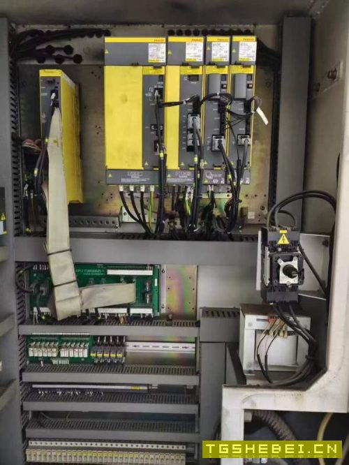 刚刚买下一批友佳立加、全部只使用3000小时左右、32A.