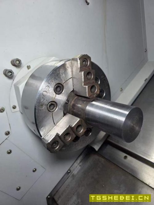 22年出厂，斗山PUMA2450数控车床，回转直径650mm，车.