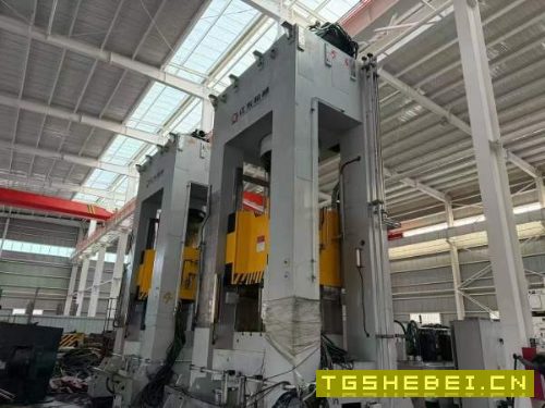 全新1600吨快速锻造油压机，工作台13501400，电机功率.