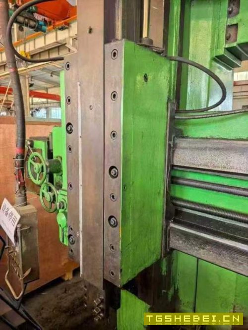 瓦房店2.5米立车，在位出售