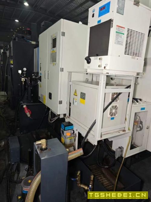 台湾东台1050AIiU高性能加工中心，带70公斤中心出水，.