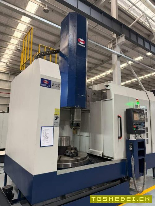 荣田VL-125C数控立车参数如下：