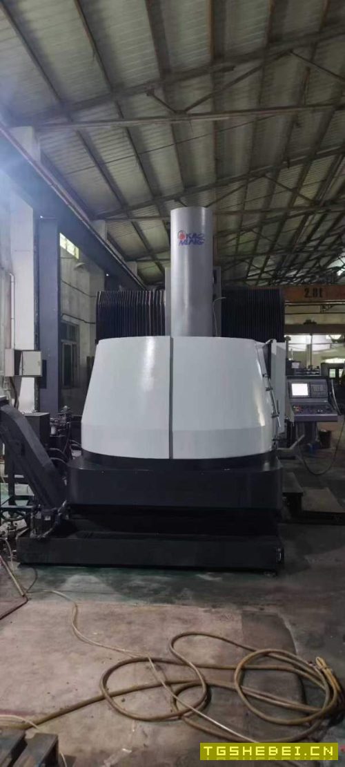 台湾高明龙门铣床，2015龙门加工中心机型：KCM-2000SV.