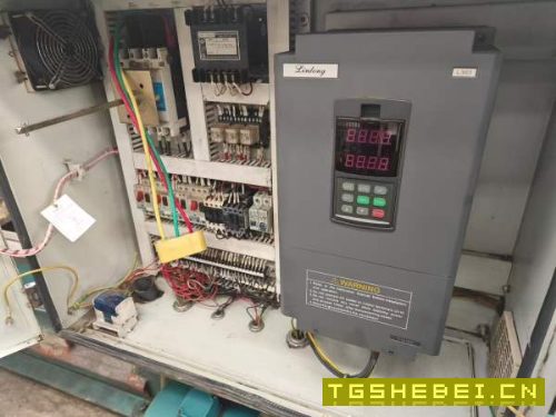 出售星火2010年产CWA6185X4000普车，导轨宽600，卡盘.