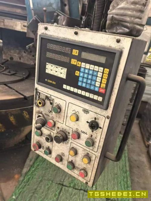 刚刚买下齐齐哈尔机床厂C5123立车床,加工直径2300mm.