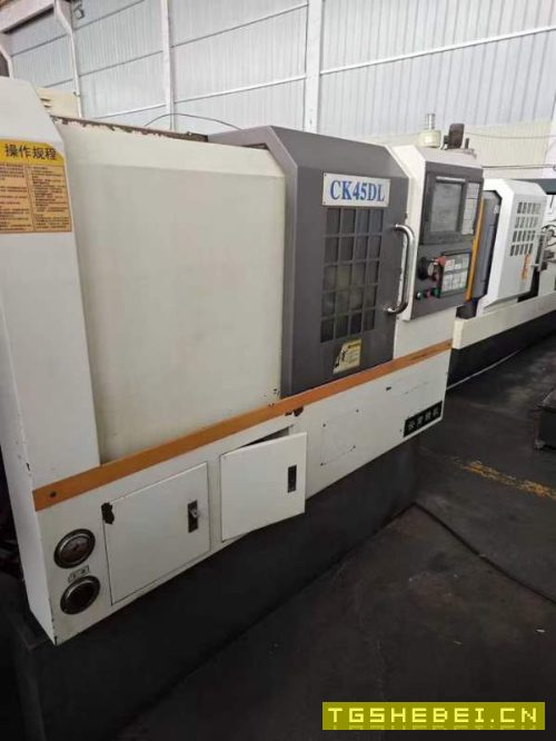 精品云南精机45斜轨车床，6寸卡盘，8工位刀塔，凯恩帝.
