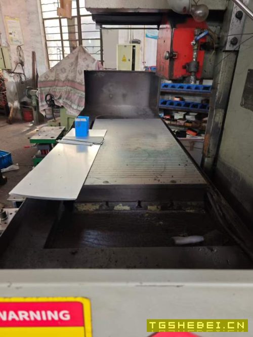 精品2015年桂北71631.25米平面磨床，630mm1.25米，工.