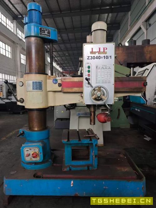 刚到40摇臂钻,崭新,低价