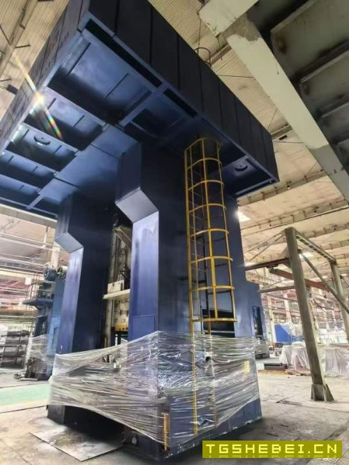 出售：国之重器，济南二机1250吨闭式单点重型压力机，.