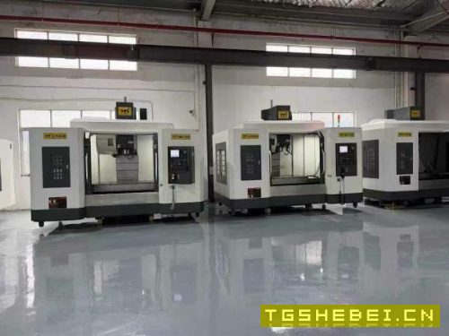 同款4台正代1370加工中心，
