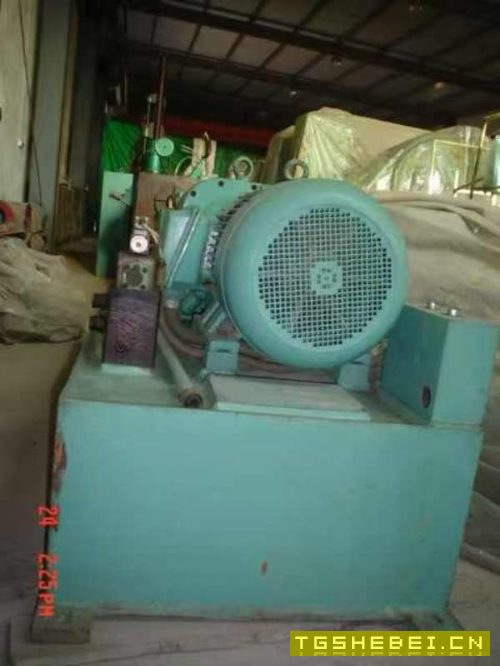 卧式拉床L6120C，98年，长沙机床厂，在军工厂机修车间.