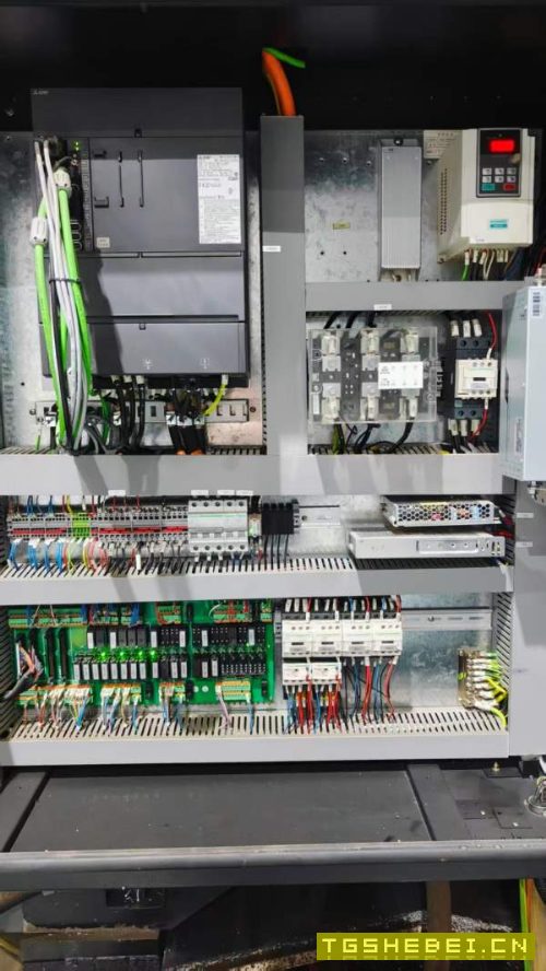 新到一台2023年安装少用台群T-V1165S加工中心，三菱M8.