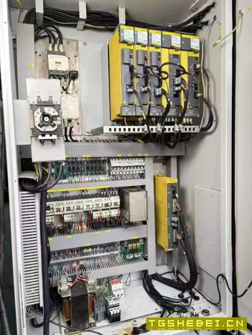 还剩后一台哈挺GX1000PLUS加工中心，系统发那科0i-MD.