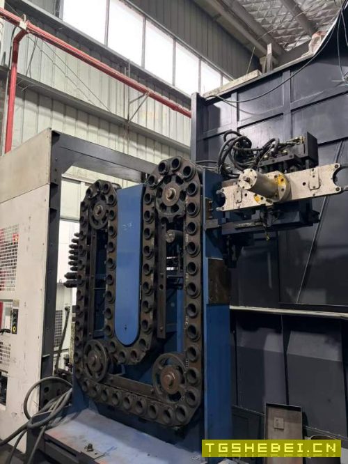 同款两台纽威800双台卧加。