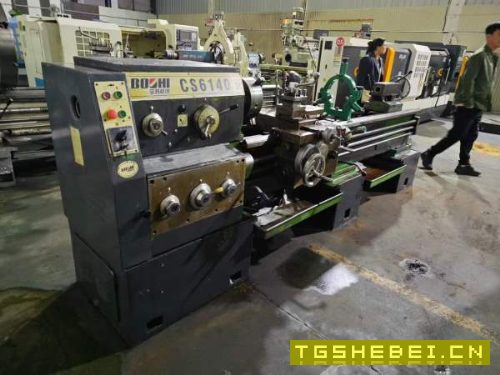 新到宝鸡CS61402米车床，带中心架，只需12800元