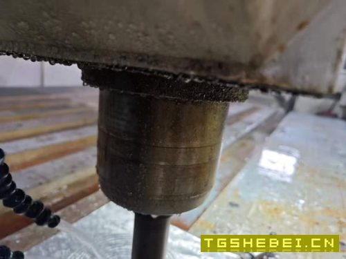 刚刚买下2022年山东东控2.5米3米龙门钻铣，广数980MDi.