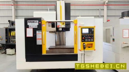 新到一台2022年广东明科1165加工中心，三菱M80系统，B.