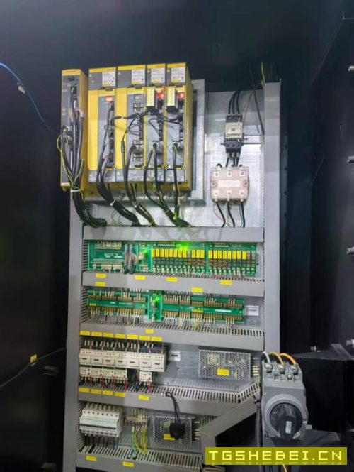 格勒玛GRM-850V加工中心台湾珊羚光机三轴滚柱导轨.X-Z.