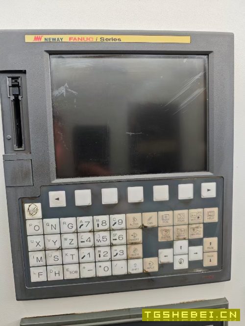 出售2016年纽威702加工中心