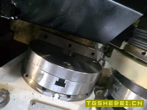 20套200四轴，去年买的安装未用，配三菱系70或80系统.