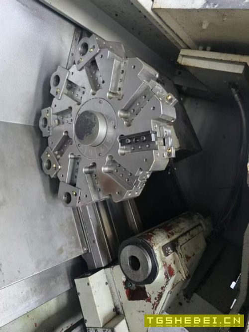 台中精机V26/1100数控车床同款2台。加工直径380-430mm.