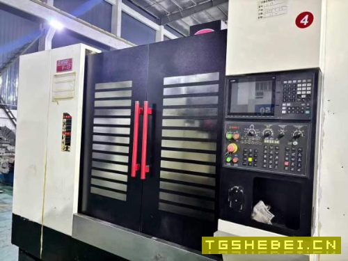 精品2021年广东乔峰1370加工中心,三菱M80系统,三轴.