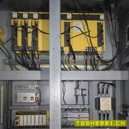 宁波海天HTM160H/D镗铣床工作台，千分之一度镗杆直径1.