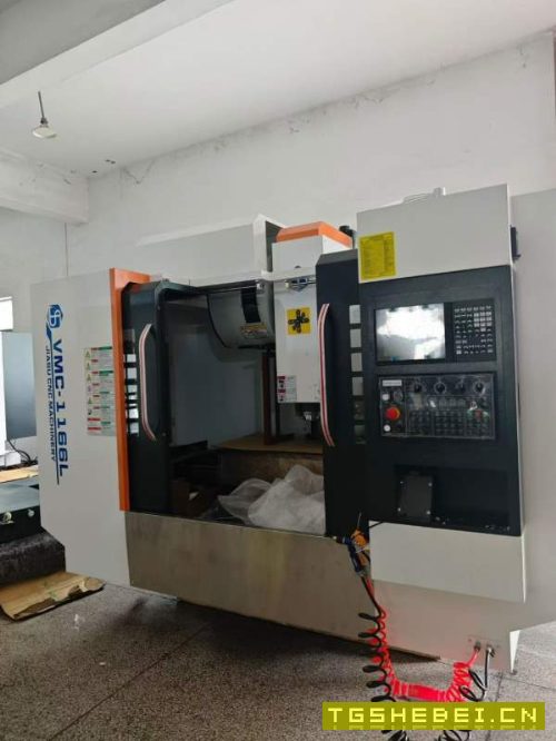 1166还有2台，全部带着主轴中心出水，好品质，模具产.