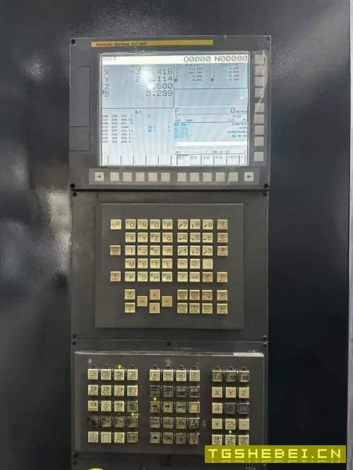 沈阳800双工位卧加,正T结构千分度,带光栅齿轮头带中.