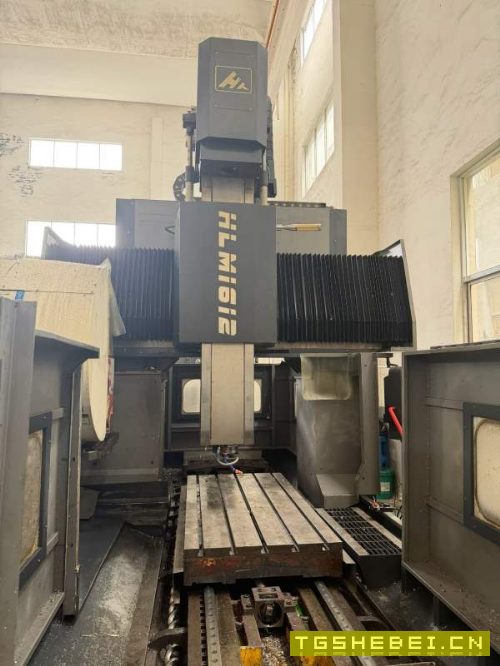 海特1612龙门加工中心,BT50主轴,可中心出水,方滑枕.