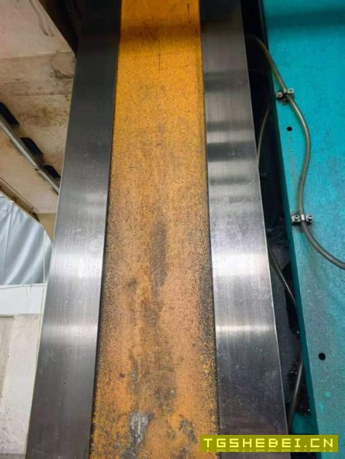 常州野凌4027龙门方滑枕Z轴行程1500工作台4200-2500龙.