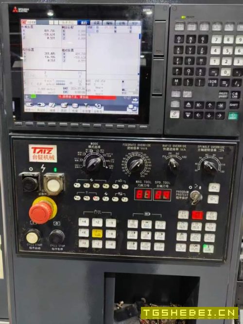 2022年台钲855加工中心,三菱M80系统,BT40主轴皮带10.