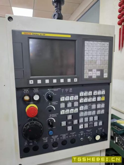 刚刚拿下同款两台日本龙泽TCN-2100CL6数控车床，8寸液.