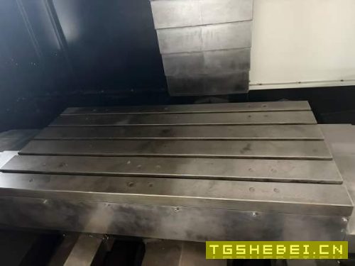 沈阳1300三轴线轨,40主轴价格不贵。