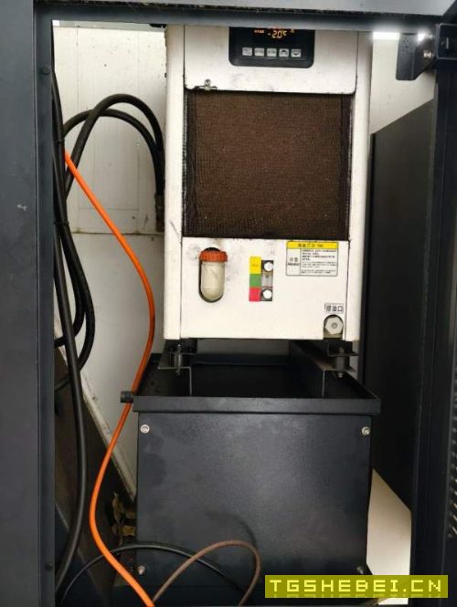 （买下俩线一硬模具机）雅力士850数控铣发那科MFPLUS.