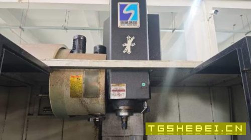 昆山开发区工厂买下一台南通国盛1160s加工中心2022年.