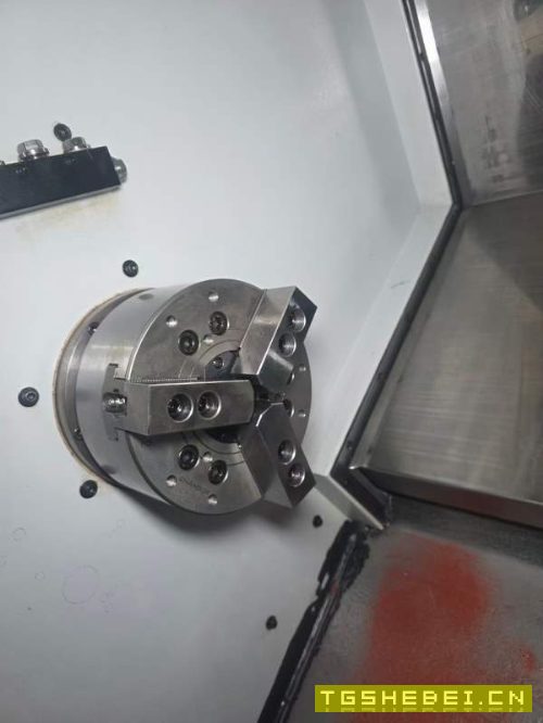 刚到一台台湾程泰GLS-2000e数控车床发那科TFplus系统8.