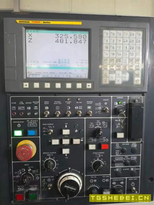 斗山PUMA305数控车床，车削直径420，车削长度648，主.