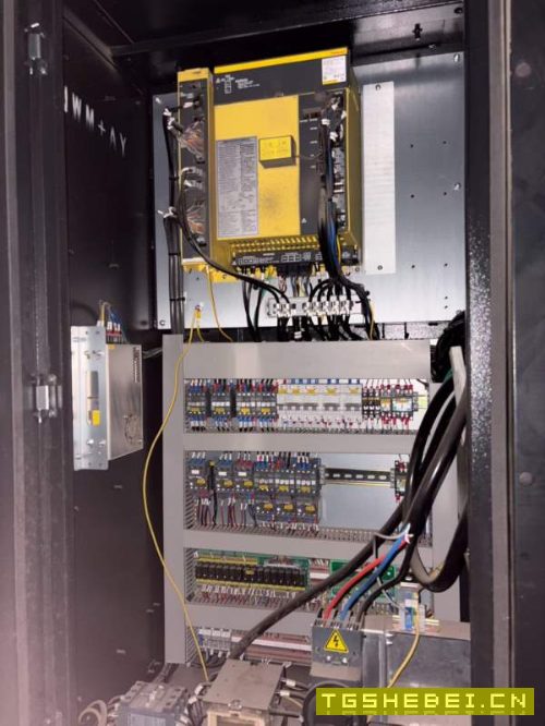 纽威VM1260S加工中心行程：1200/600/600BT4024把刀库8.