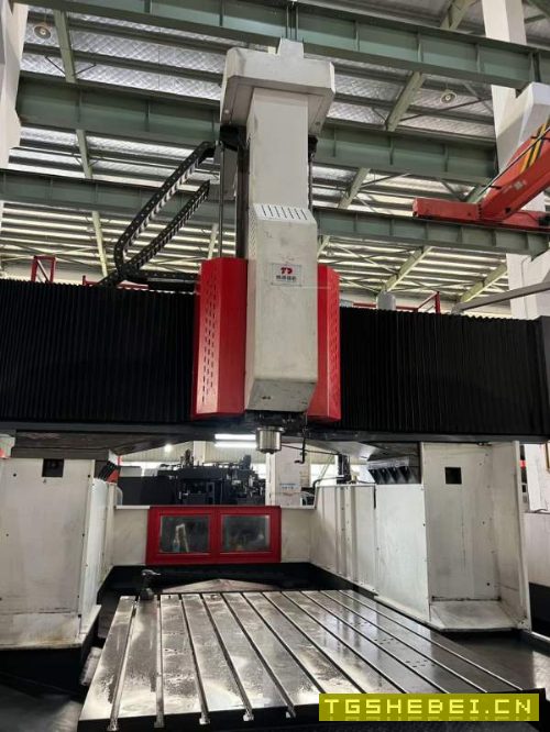 泰德3027龙门加工中心，工作台2300/3000mm，门宽2700m.