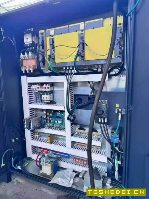 精品斗山数控车床5台斗山PUMA700L，加工长度3米。斗山.