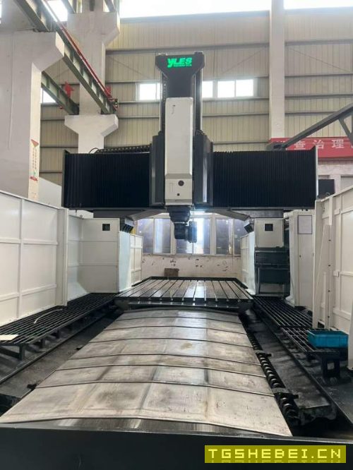 雅力士4028龙门加工中心，工作台2500/4000mm，门宽280.