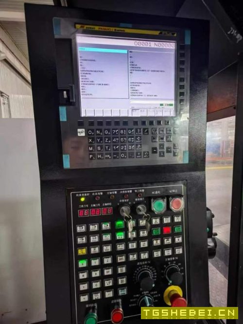 纽威160刨台镗铣加工中心主轴直径160.V轴1米.W轴800X.