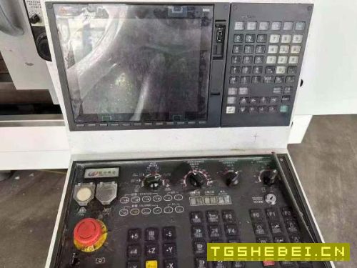 出售虹光伟业VMC-2500同款两台、丝杆传动精度更好三菱.