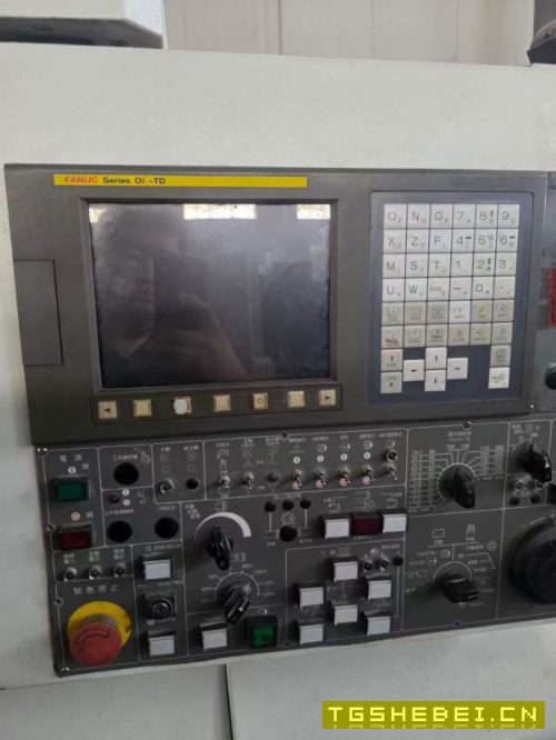 台湾原装程泰GLS200，GLS260，一台8寸，一台10寸卡盘.