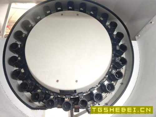 新到一台2018年台群T-1260L加工中心，发那科系统，两.