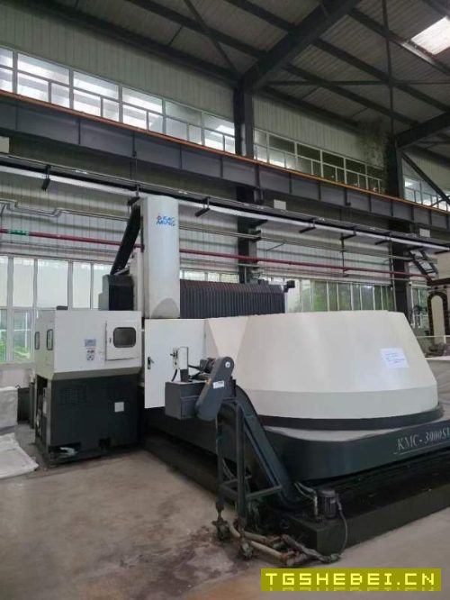 台湾高明精机KMC-3000SV龙门加工中心，三轴全硬轨，BT.